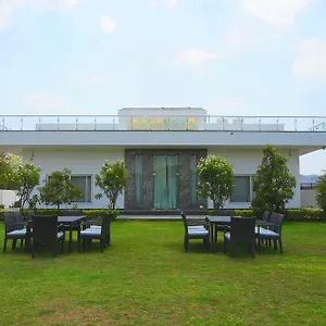  Villa Aravali